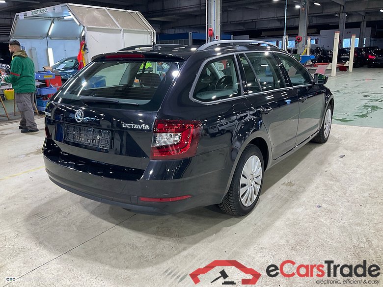 SKODA OCTAVIA COMBI - 2017 1.0 TSI Ambition #4