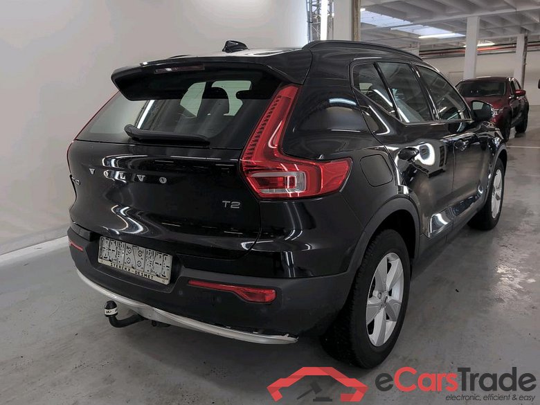 VOLVO XC40 1.5 T2 ESSENTIAL #4
