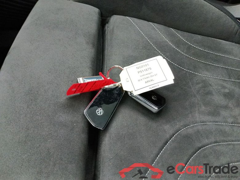 VOLKSWAGEN ID.5 77 kWh GTX (220 kW) 5d #4