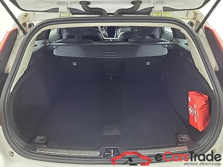 VOLVO V60 B3 Automaat Momentum Advantage 5D 120kW #5