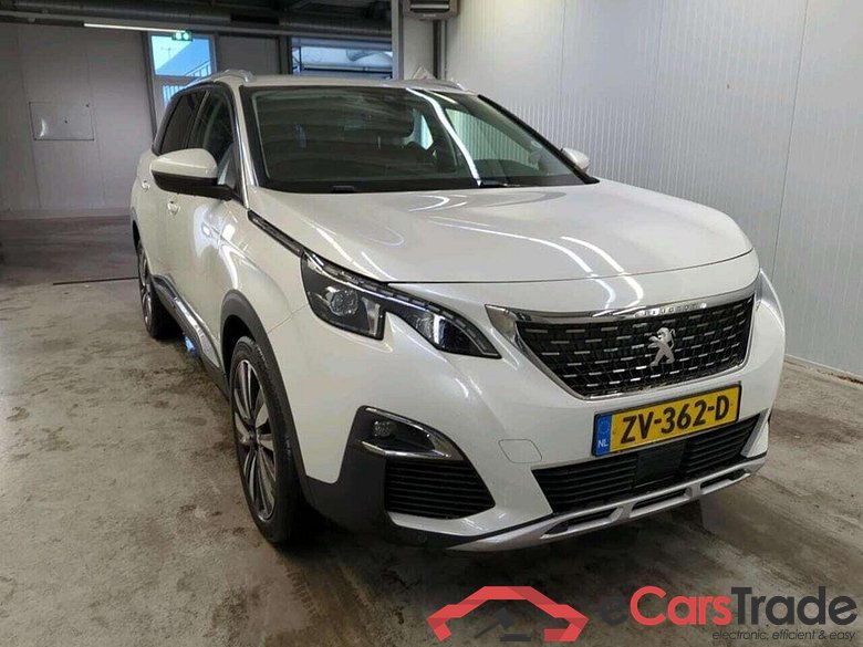 PEUGEOT 5008 1.2 PureTech Allure #5