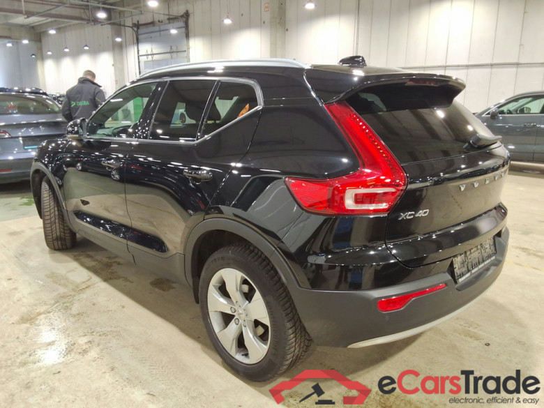 Volvo XC40 1.5 T2 Aut. LED Virtual Navi KeylessGo Klima PDC ... #4