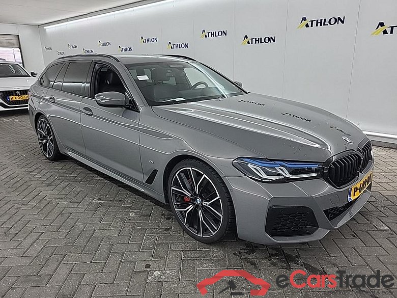 BMW 5-serie Touring 530iA Business Edition Plus 5D 185kW #2
