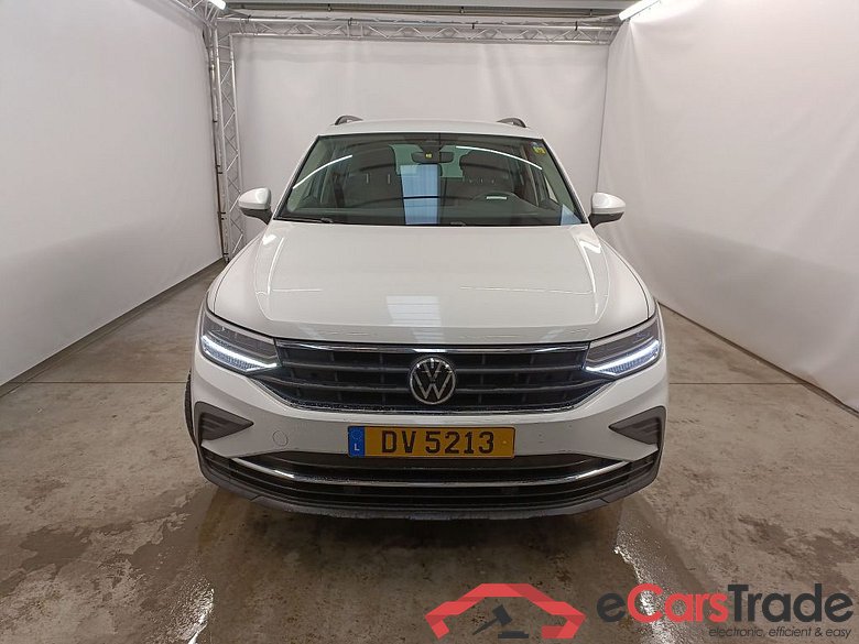 VOLKSWAGEN TIGUAN DIESEL - 2021 2.0 TDI 150 SCR 4Motion Life BMT DSG 5d #5