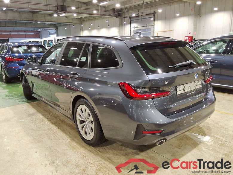 BMW 3 SERIES TOURING 2.0 318D (110KW) TOURING #2