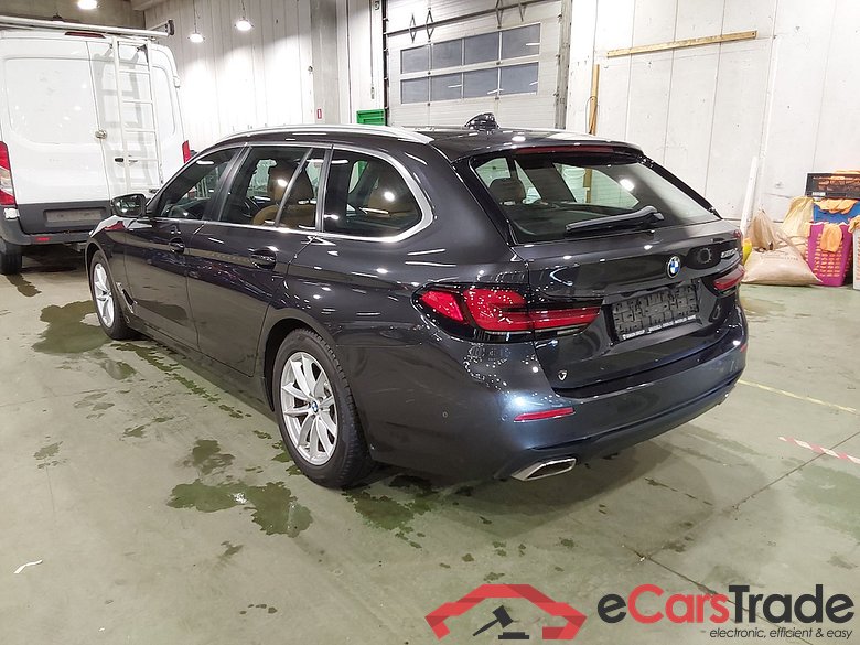 BMW 5 SERIES TOURING 2.0 520D 120KW TOURING AUTO #2