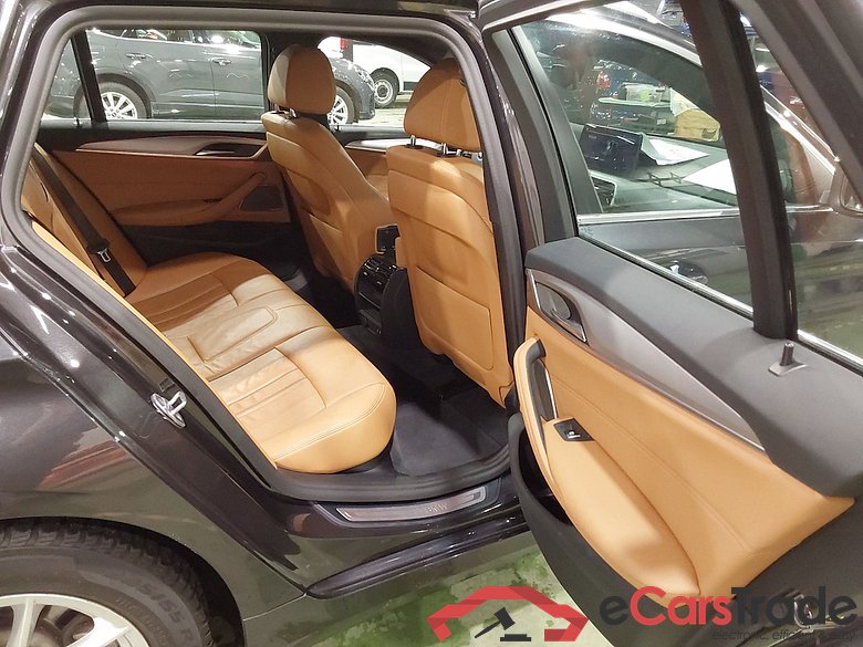 BMW 5 SERIES TOURING 2.0 520D 120KW TOURING AUTO #5