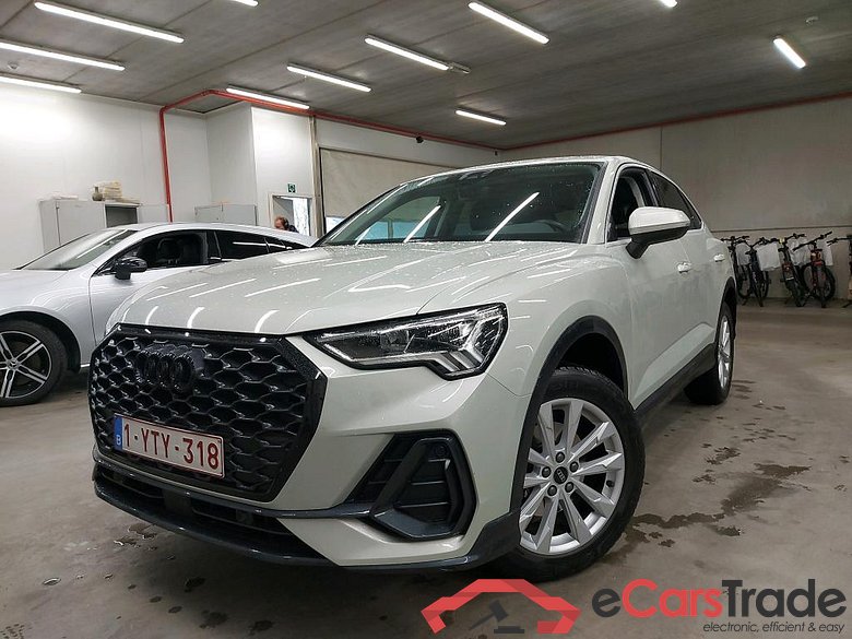 AUDI - AUD Q3 SB 35 TFSI 150PK Pack Platinum * PETROL *