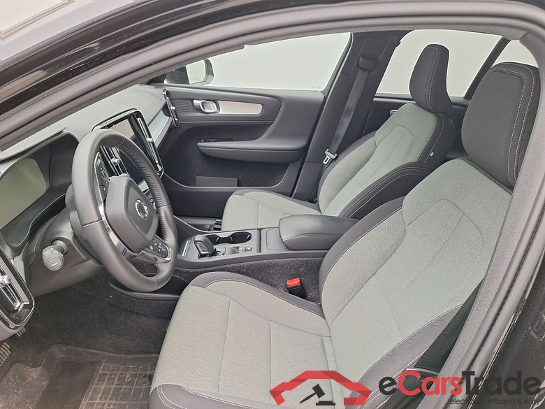 Volvo, XC40 '17, Volvo XC40 T3 Geartronic Momentum Pro 5d #3