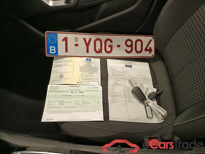 Peugeot 308 1.2 PureTech 110 S&S Active Pack 5d #4