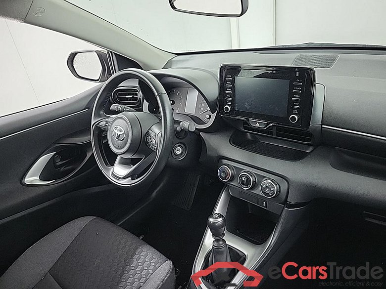 TOYOTA Yaris 1.5 VVT-i Active 5D 92kW #6