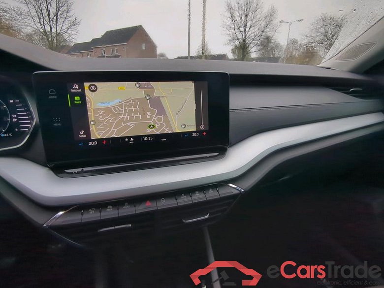 SKODA Octavia Combi 81 kW #2