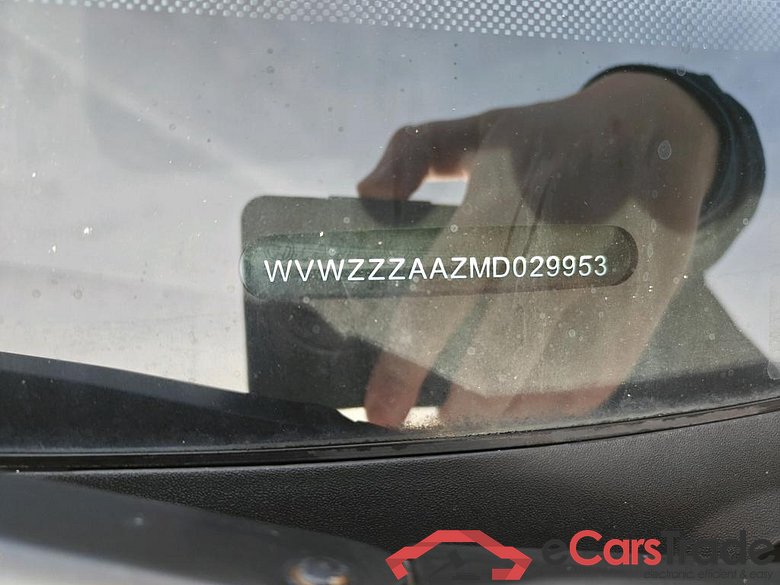 VOLKSWAGEN up! 48 kW #2