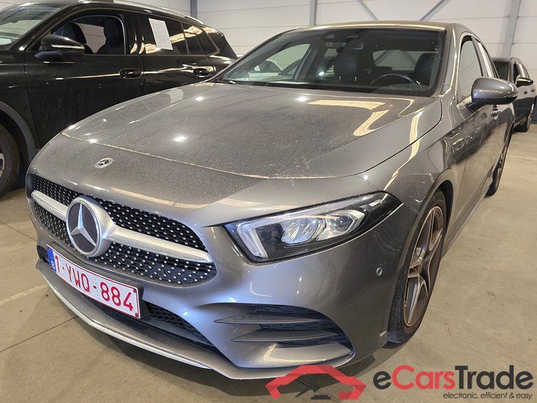 Mercedes A 180 AMG LED-Xenon Widescreen Ambient Navi 1/2 Sport-Leather-Alcantara KeylessGo Camera Klima PDC ... #1