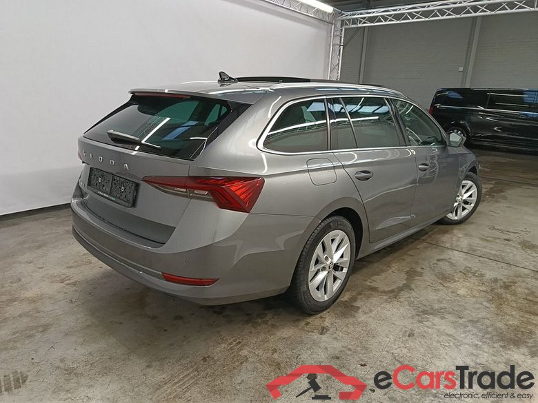 Skoda Octavia Combi 2.0 CRTDI 85kW DSG7 Clever+ 5d #2