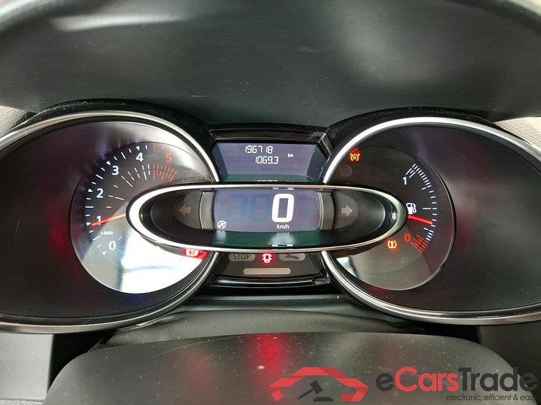 Clio IV Air MediaNav 1.5 dCi 75CV BVM5 E6 #6