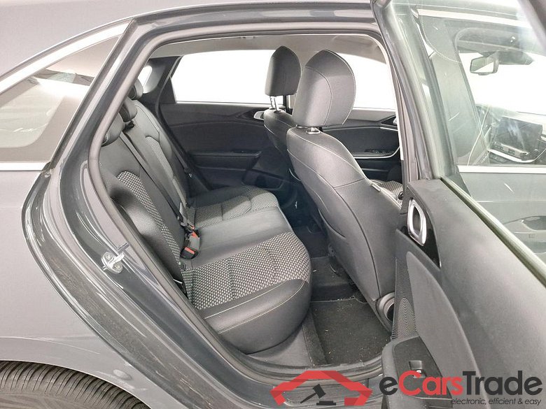 KIA CEE'D 1.6 CRDI 136 MHEV PULSE #6