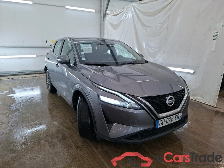 NISSAN Qashqai / 2021 / 5P / Crossover 1.3 MHEV 140 Business Edition #4