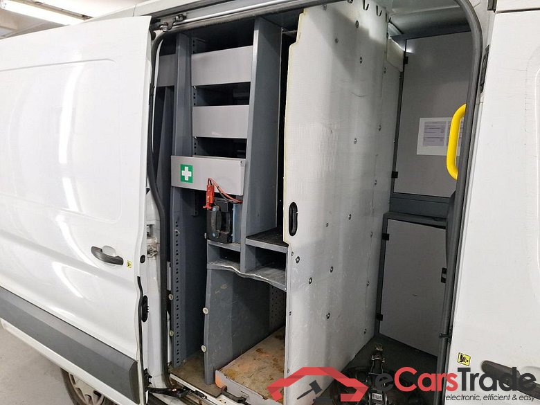 FORD TRANSIT 2T 350M FOU MWB HR DSL 2.0 TDCi L2H2 Trend STOCK #6