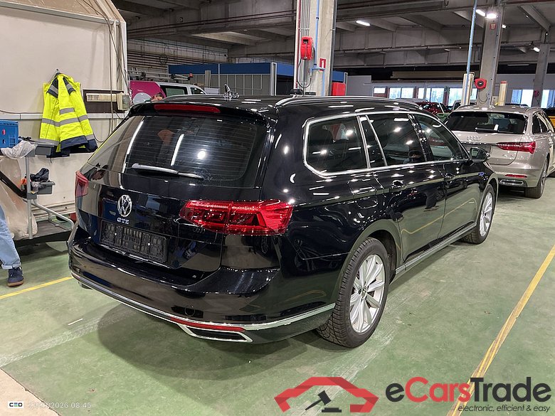 VOLKSWAGEN PASSAT VARIANT GTE - 2020 1.4 TSI PHEV GTE Business DSG #4