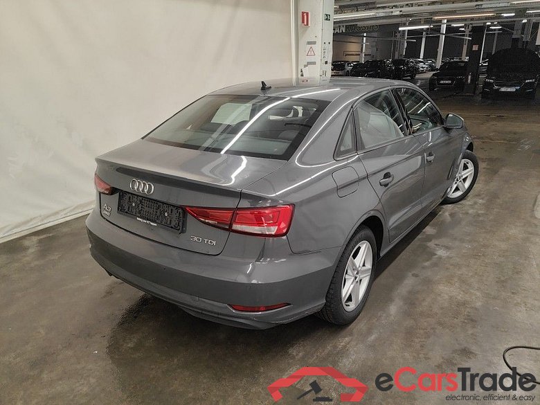 Audi A3 Berline 1.6 TDi 30 85kW S tron. Business Edition 4d #2