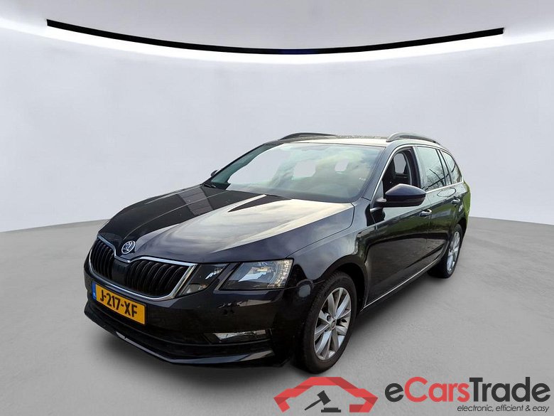 SKODA Octavia Combi 85 kW #1
