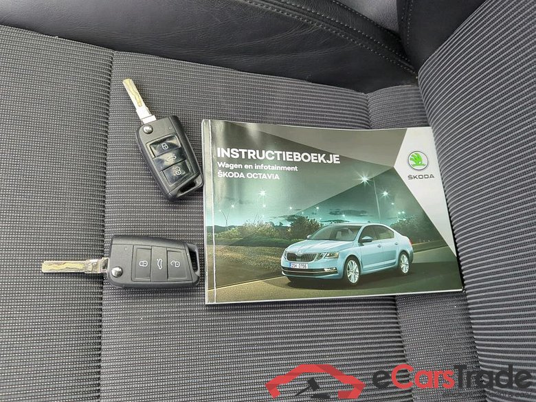 SKODA Octavia Combi 85 kW #6