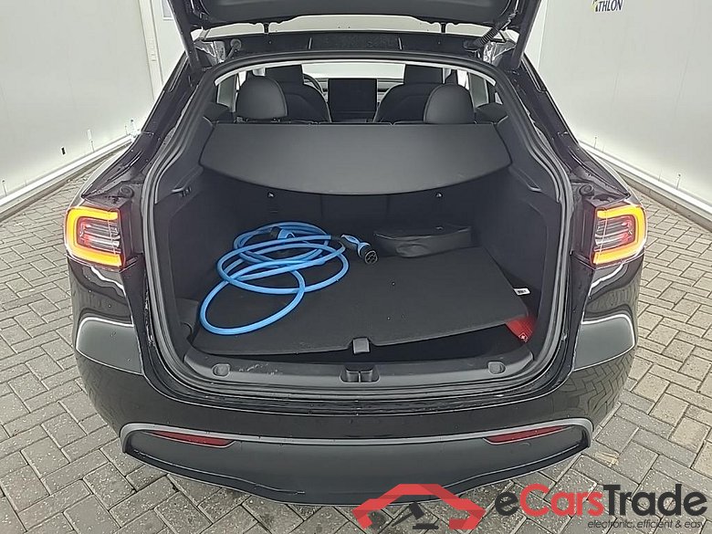 Tesla Model Y Long Range Dual Motor AWD 5D 274kW #5