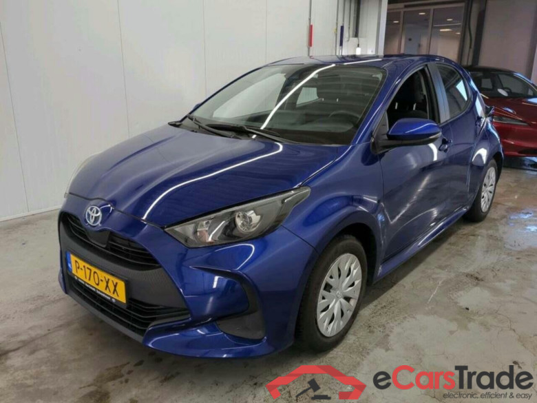 TOYOTA Yaris 1.5 Hyb. Active #1