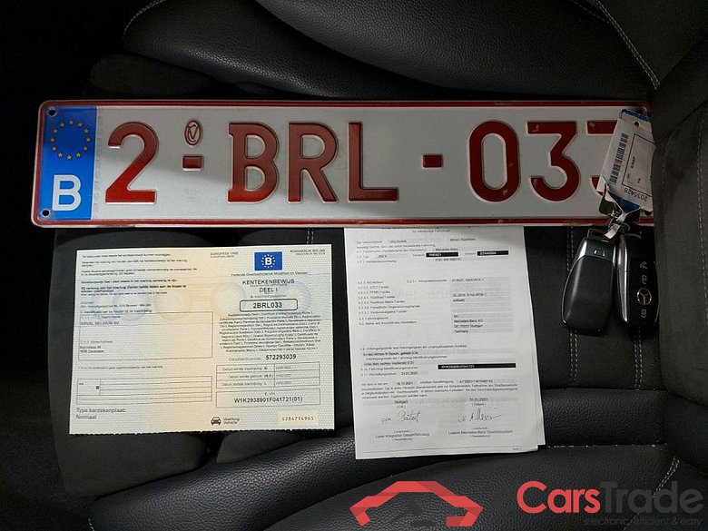 Mercedes-Benz EQC EQC 400 4MATIC Sport 5d #4