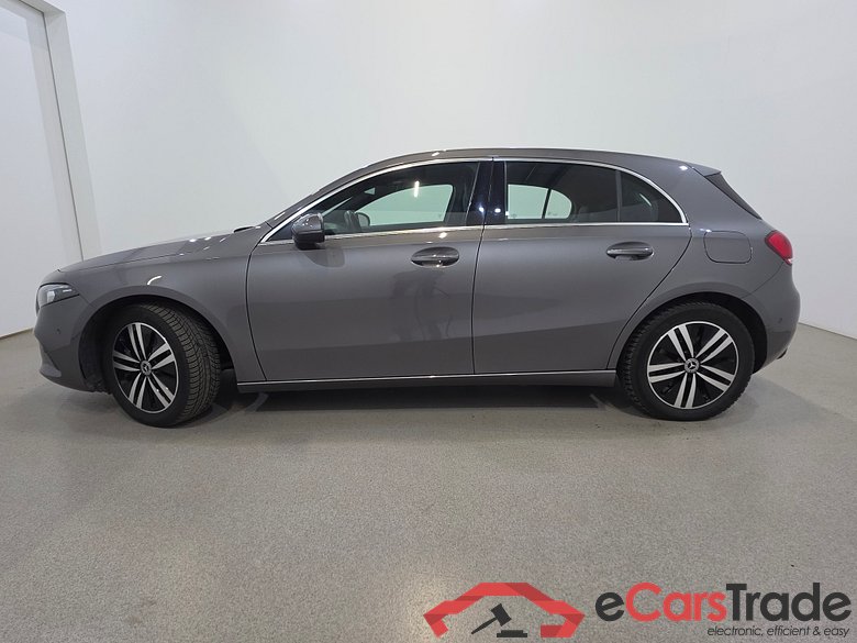 Mercedes A 250e Plug-In Hybrid Aut. LED-Xenon Widescreen Ambient Navi Sport-Leather KeylessGo Camera Klima PDC ... #2