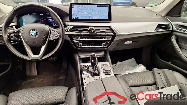 Baureihe 5 Lim. 530 e xDrive 2.0 215KW AT8 E6d #3