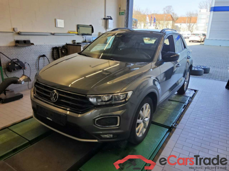 Volkswagen T-Roc (A11)(09.2017->2021) DE - SUV5 1.5 TSI EU6d, Sport OPF (EURO 6d), 2020 - 2022 #1