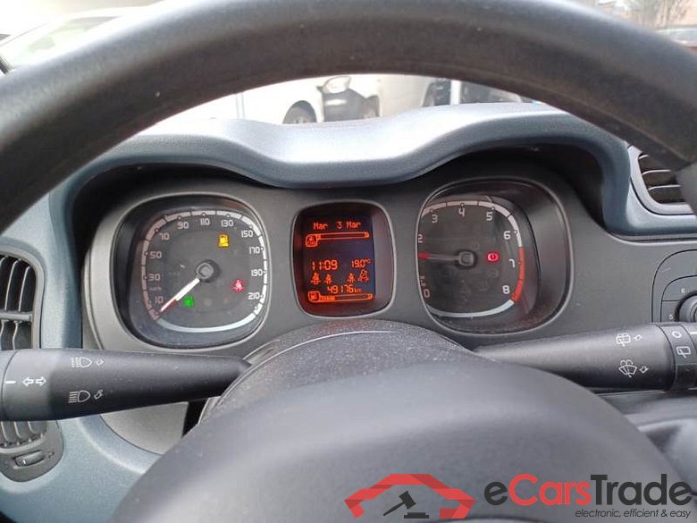 FIAT PANDA / 2011 / 5P / BERLINA 0.9 TWINAIR TURBO NATURAL POWER EASY #4