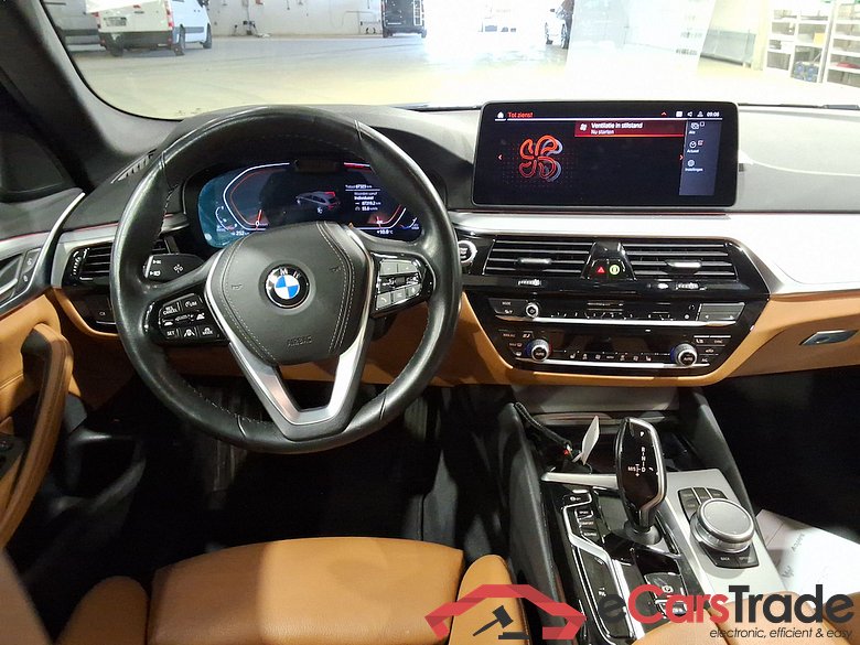 BMW 5 SERIES TOURING 2.0 518D 110KW TOURING AUTO #6