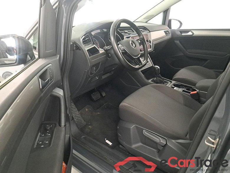 VOLKSWAGEN Touran 1.5 TSI TRENDLINE DSG #5
