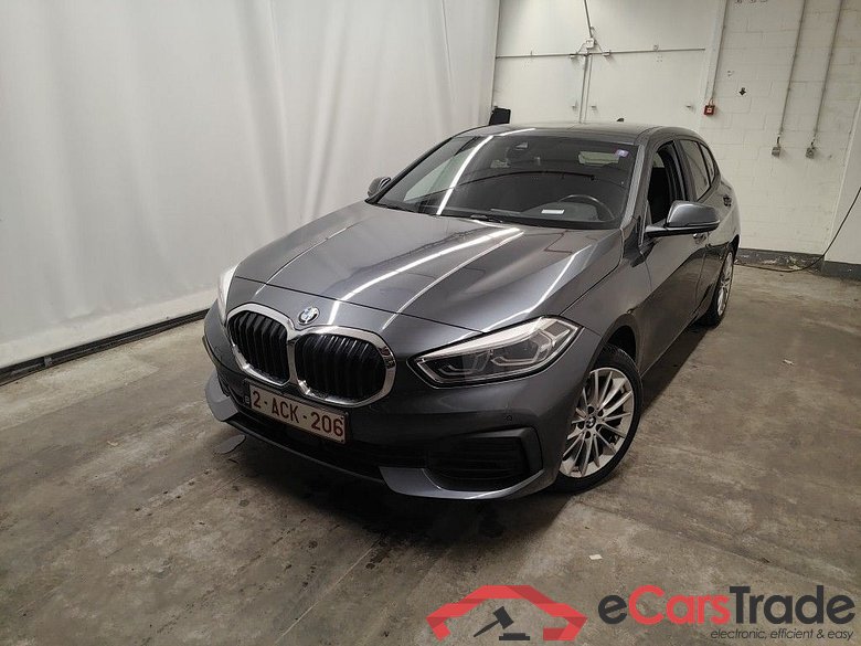 BMW 1 Reeks Hatch 116dA (85 kW) 5d #1