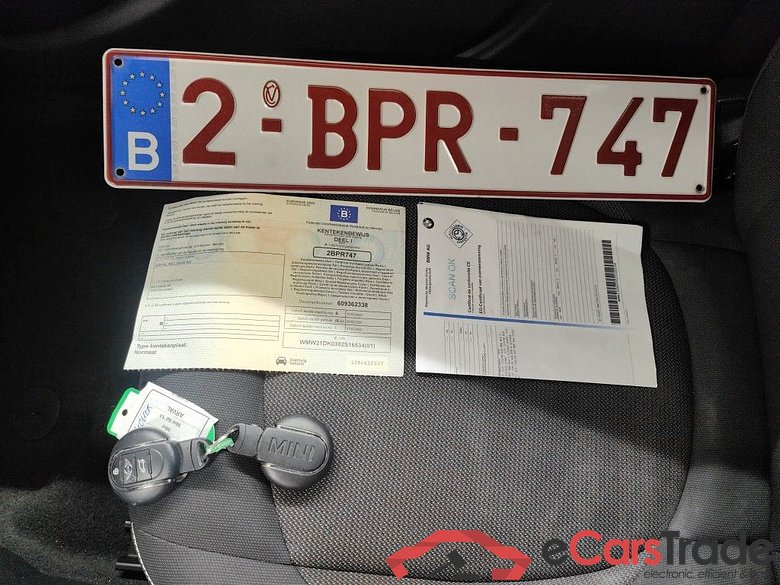 Mini 5 door One Aut. 5d #4