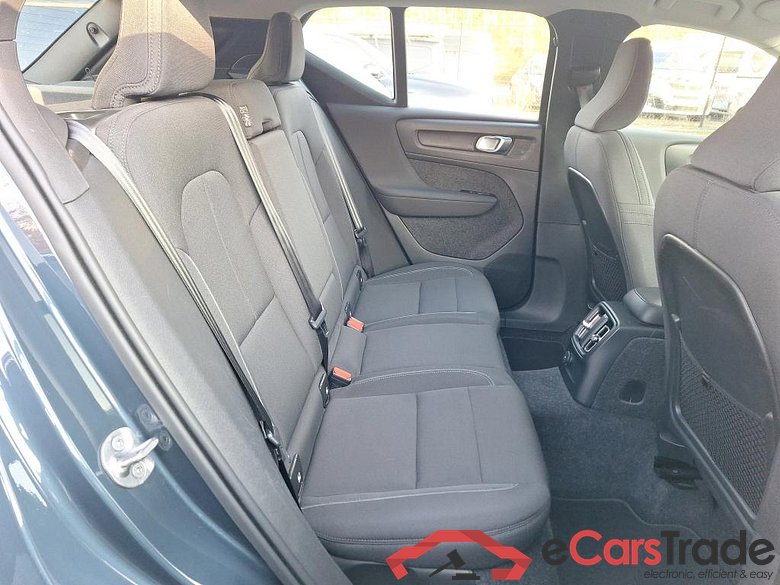 VOLVO XC40 1.5 T4 RECHARGE GEARTR. INSCRIPTION EXPR #6