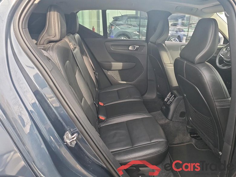 VOLVO XC40 1.5 T5 PHEV Inscription Expres. #6