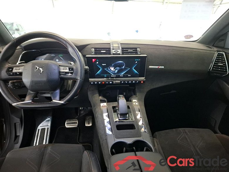DS DS 7 Crossback / 2017 / 5P / SUV E-TENSE 225 PERFORMANCE Line #5