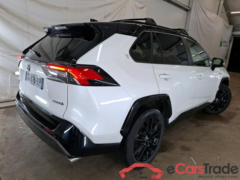 TOYOTA RAV4 Hybride / 2018 / 5P / SUV Hybride 2WD 218ch Collection #3