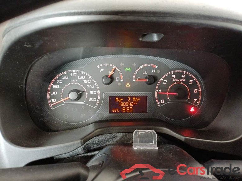 FIAT FIORINO / 2016 / 4P / VETT. FURGONATA 1.3 MULTIJET 95 CV E6 SX #4