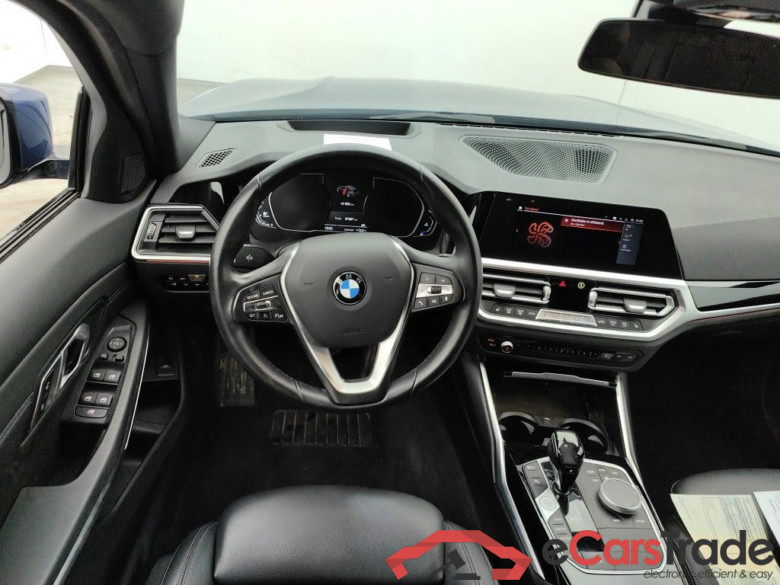 BMW 3 Reeks Touring 318dA (100 kW) 5d #1