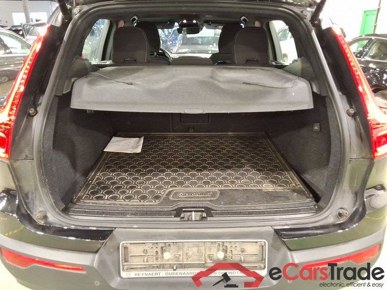 VOLVO XC40 1.5 T4 RECHARGE GEARTR. INSCRIPTION EXPR #3