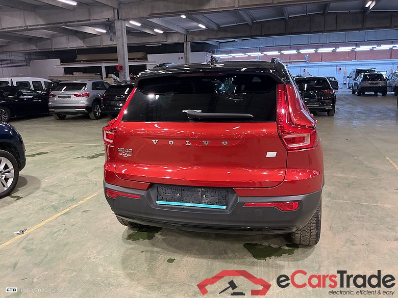 VOLVO XC40 1.5 T5 TE PHEV R-Design DCT #5