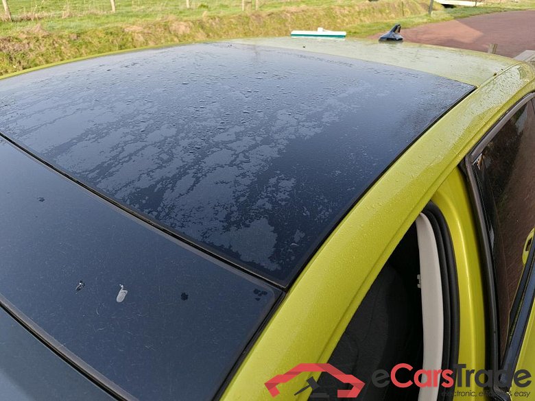 VOLKSWAGEN GOLF 81 kW #6