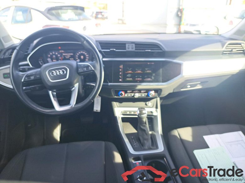 AUDI Q3 / 2018 / 5P / todoterreno 40 TFSI 140kW S tronic Quattro Advanced #3
