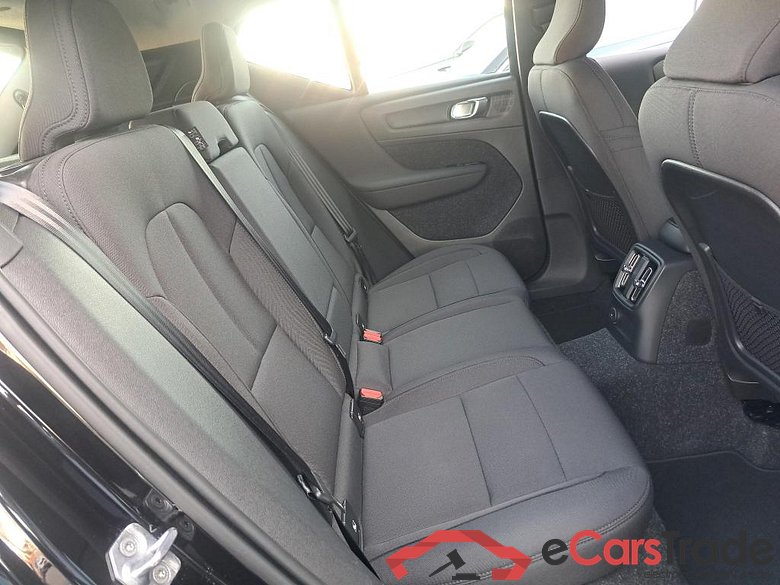 VOLVO XC40 1.5 T4 PHEV INSCRIPTION EXPR. DCT #6