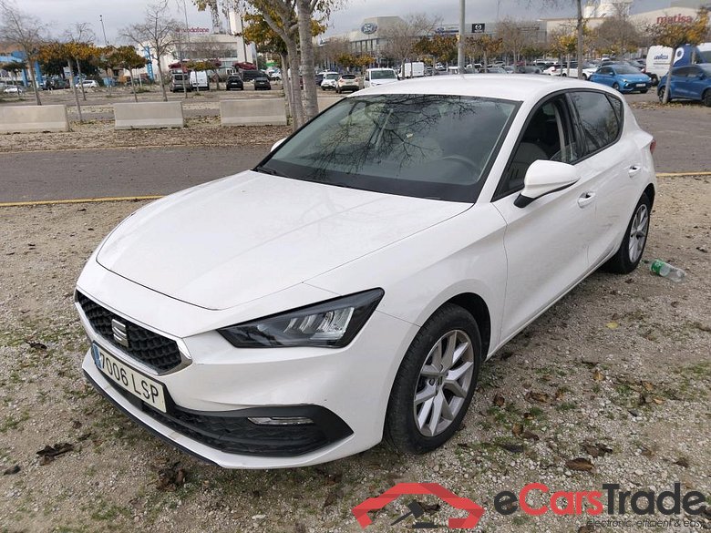 SEAT Nuevo León / 2020 / 5P / berlina con portón 2.0 TDI 85kW S&S Style Go(SP) #1